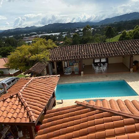 Hostal Hollywood Inn Rionegro Dış mekan fotoğraf