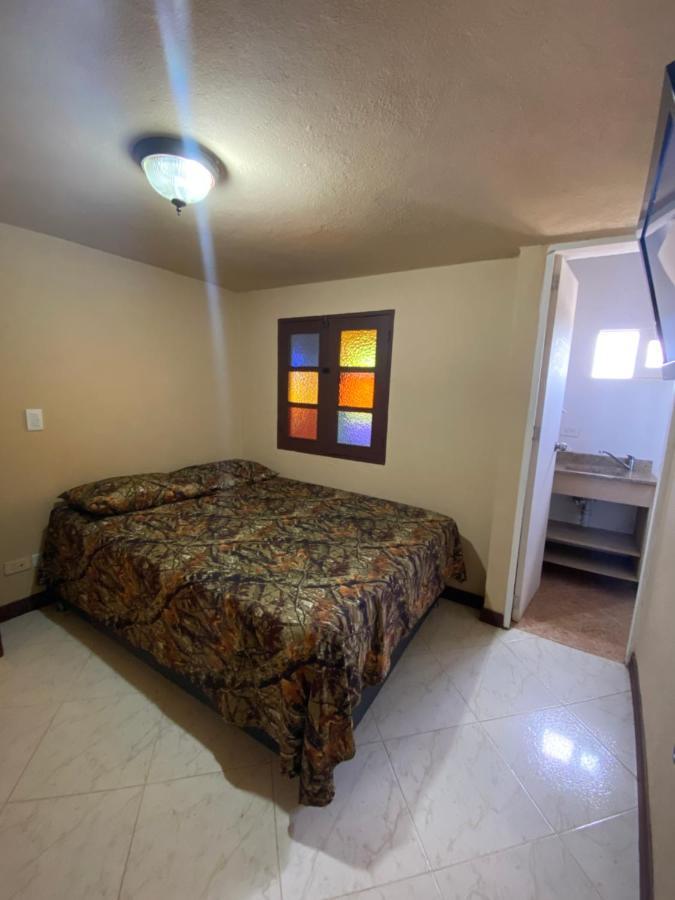 Hostal Hollywood Inn Rionegro Dış mekan fotoğraf