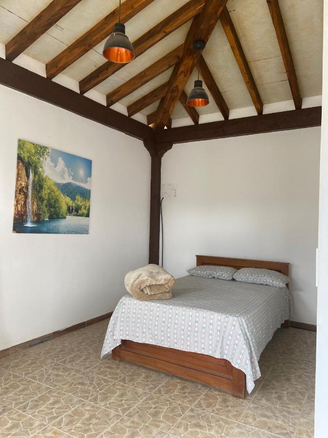 Hostal Hollywood Inn Rionegro Dış mekan fotoğraf